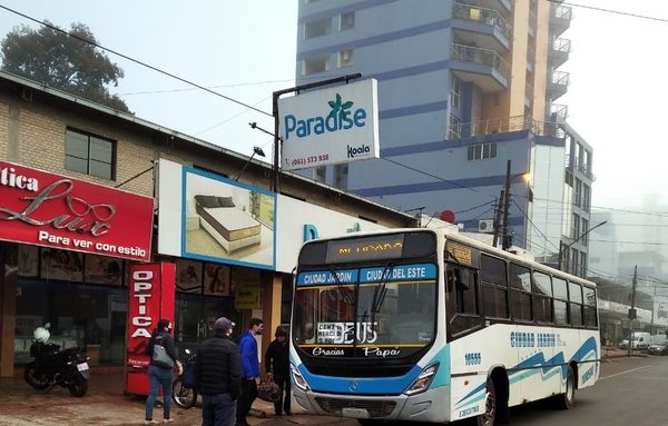 Municipalidad de CDE mantiene el control en los buses para prevenir Covid-19
