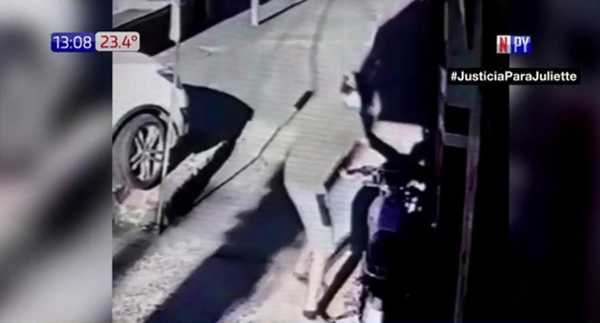 ¡El colmo! En segundos le roban la moto frente a su trabajo | Noticias Paraguay