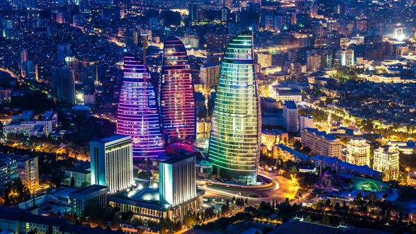 Azerbaiyán, un país donde se mezclan las culturas de Oriente y Occidente