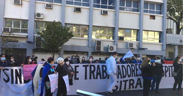 Sindicato del Hospital de Clínicas llega a un acuerdo con el Ministerio de Salud