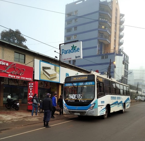 Municipalidad de CDE mantiene el controles sanitarios en los buses