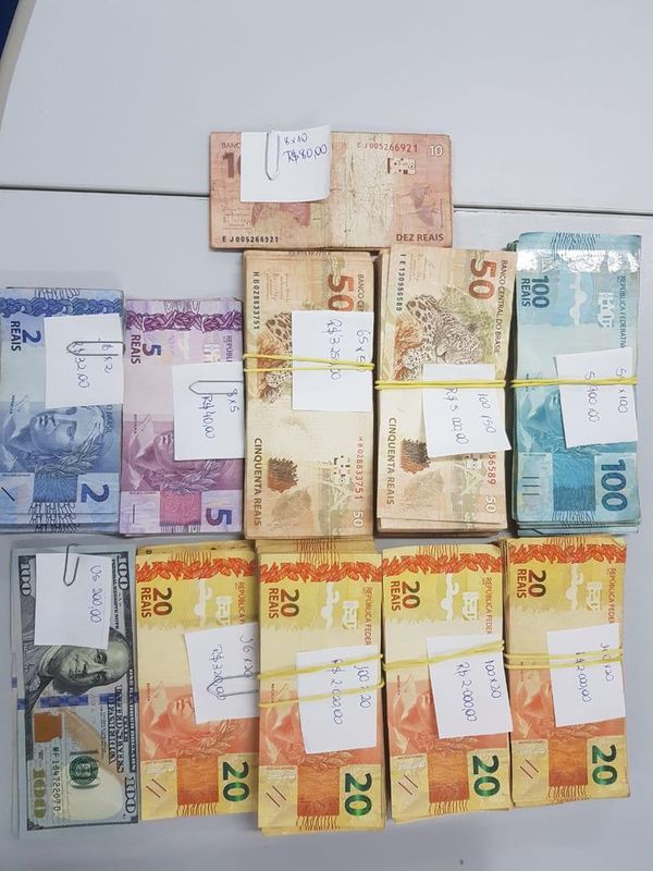 Incautan 22.000 reales en Puente de la Amistad - ABC en el Este - ABC Color