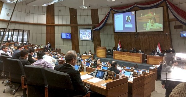 Diputados rechazó juicio político a fiscala general Sandra Quiñónez