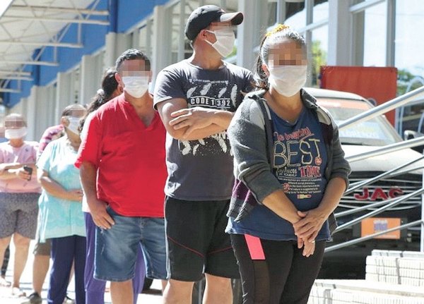 Parejitas “chulean” control en el súper | Crónica