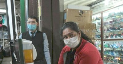 Controlan a full uso de tapabocas en Mercado 4 | Crónica