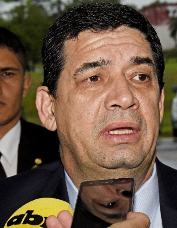 Velázquez cree posible rápido trámite a ley de funcionarios - Política - ABC Color
