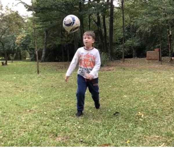 Hoy se juega en casa porque nos cuidamos entre todos
