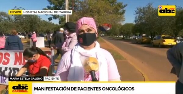 Pacientes oncológicos se manifiestan solicitando atención