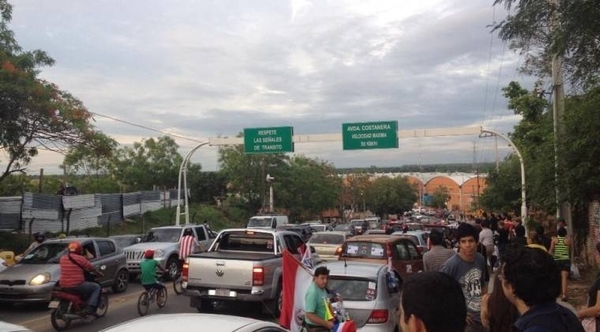 HOY / Convocan a caravana en Asunción contra la corrupción e impunidad
