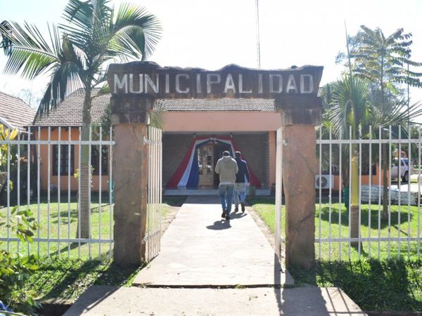 Allanan Municipio de Independencia por presunta falsificación
