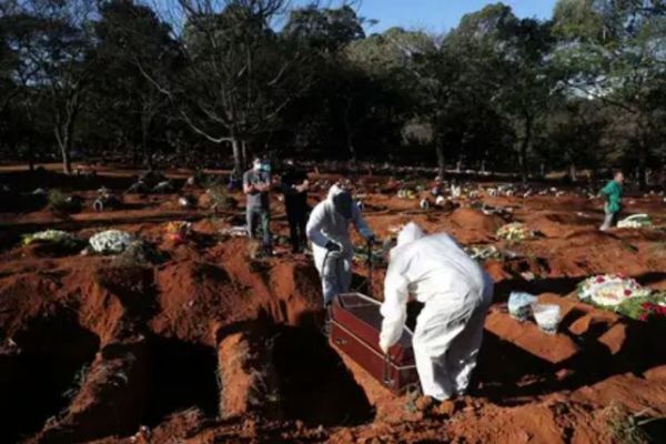 Brasil reportó 1.156 nuevas muertes por coronavirus y el total asciende a 26.754