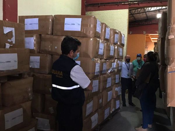 Observan indicios de pacto ilícito en proceso de compra de insumos