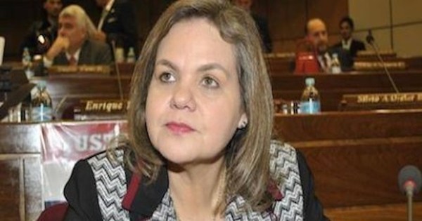 Lilian viajó al Uruguay por motivos de salud