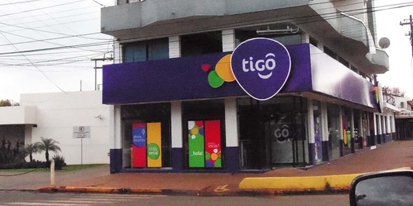 INGRESAN AL LOCAL DE TIGO Y HURTAN CELULARES, TABLETS Y OTROS EQUIPOS