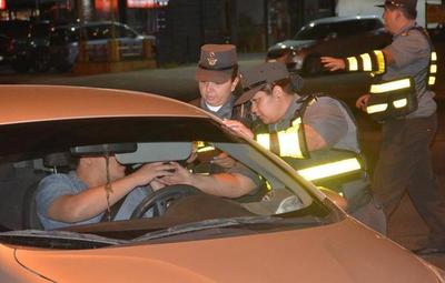 Postergan cobro de multas por no tener al día licencias de conducir