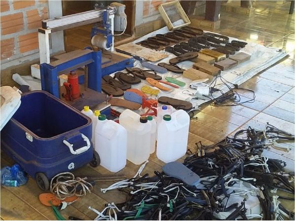 CDE: Desmantelan laboratorio donde rellenaban zapatillas con cocaína