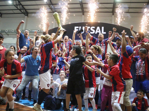 Futsal Femenino: las campeonas son de Barrio Obrero - APF