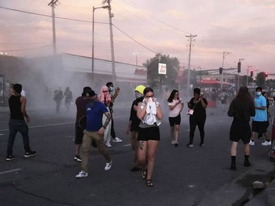 Detienen al policía implicado en la muerte de George Floyd