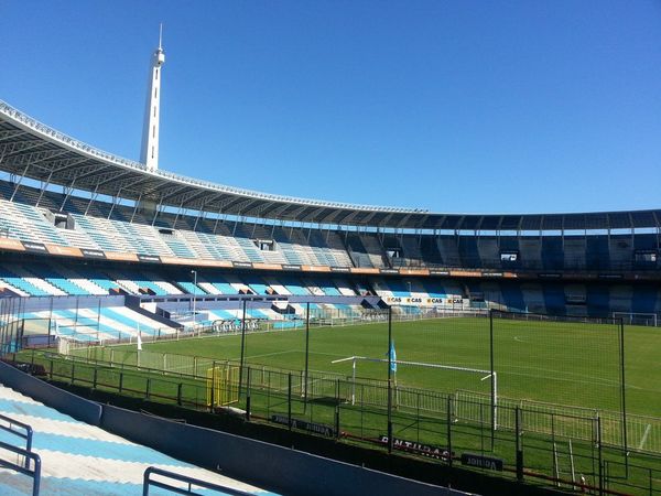 Juvenil de Racing Club tiene coronavirus