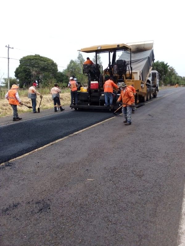 Avanzan obras en la ruta PY22, en el tramo Puerto Rosario- Arroyo Tapiracuai