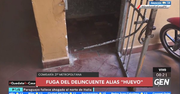 Delincuente dobló barrote de su celda y se fugó