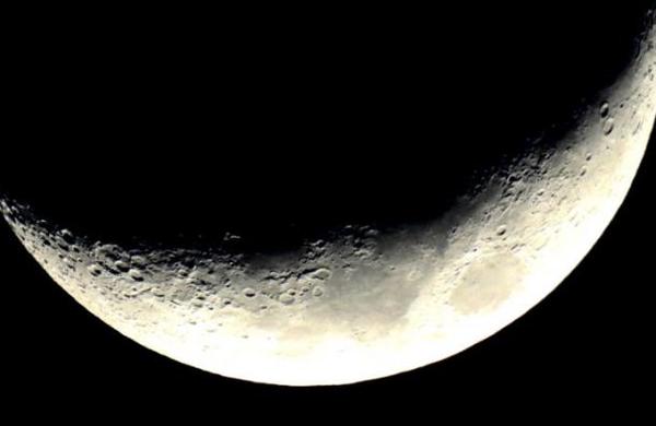 Así se vería la Luna si estuviera a la misma distancia que la Estación Espacial Internacional - C9N
