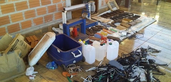 CDE: Desmantelan laboratorio donde elaboraban zapatillas rellenas de cocaína » Ñanduti