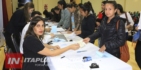 EBY PONE EN DUDA DESEMBOLSO DE BECAS A UNIVERSITARIOS