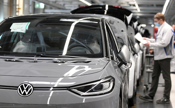 Volkswagen invertirá US$ 2.200 millones en el sector de vehículos eléctricos de China