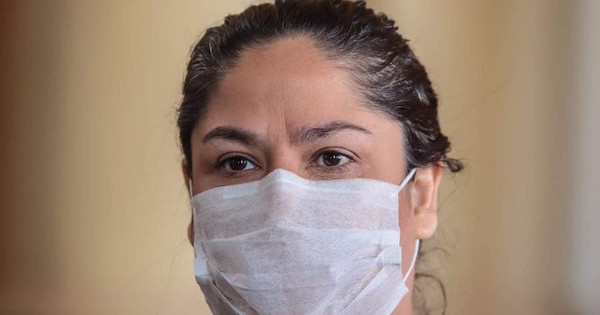 Imputan a Patricia Samudio por compra de agua tónica