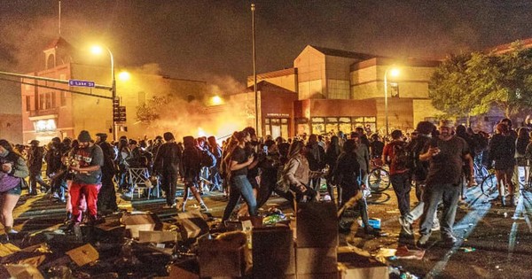 Despliegan tropas, pero la ira se propaga por otras ciudades