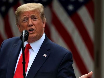 Trump castiga a China y Hong Kong y rompe con  OMS