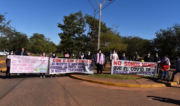 Pacientes con cáncer urgen a Mario Abdo un espacio en el Hospital Nacional - Nacionales - ABC Color