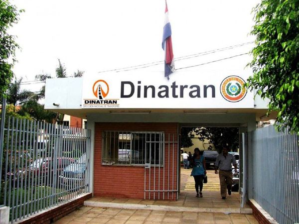 Dos funcionarios de la Dinatrán dan positivo al Covid-19