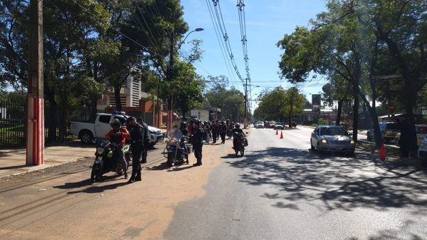 Controles en Central, uno de los focos sin nexo de covid-19 - Nacionales - ABC Color