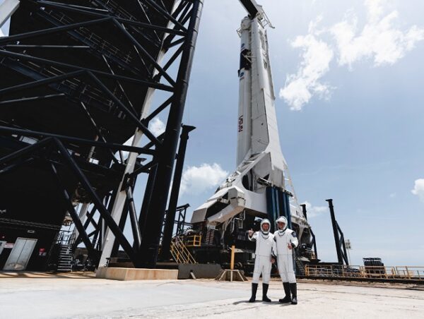 SpaceX, la primera empresa en poner a humanos en el espacio