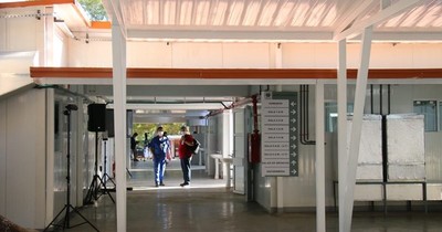 Covid 19: 10 enfermeros fueron a cuarentena en Hospital Nacional