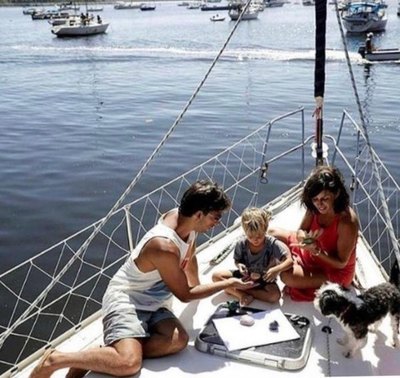 Dejaron todo para vivir en un velero | Crónica