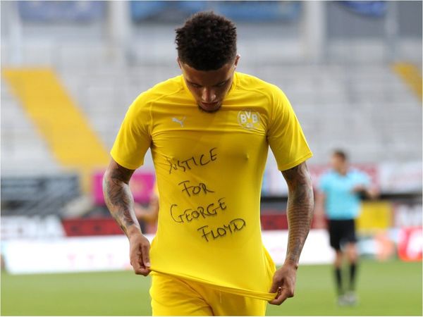 Jadon Sancho se une a las protestas por la muerte de George Floyd