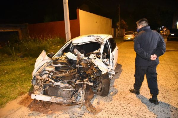 Conductor perdió la vida tras choque frontal con camión en Villeta  - Nacionales - ABC Color