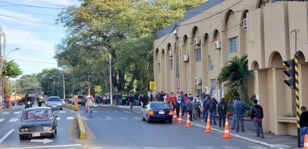 HOY / Cuarentena inteligente: mayo trajo repunte económico en varios frentes