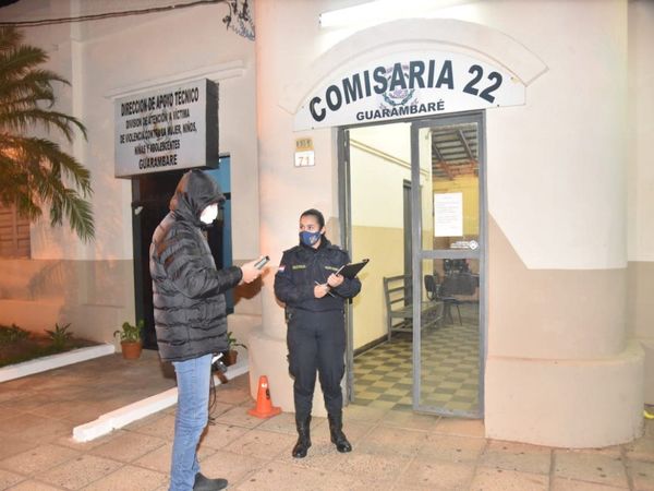 Vecinos linchan a un hombre que agredió a su esposa con machete