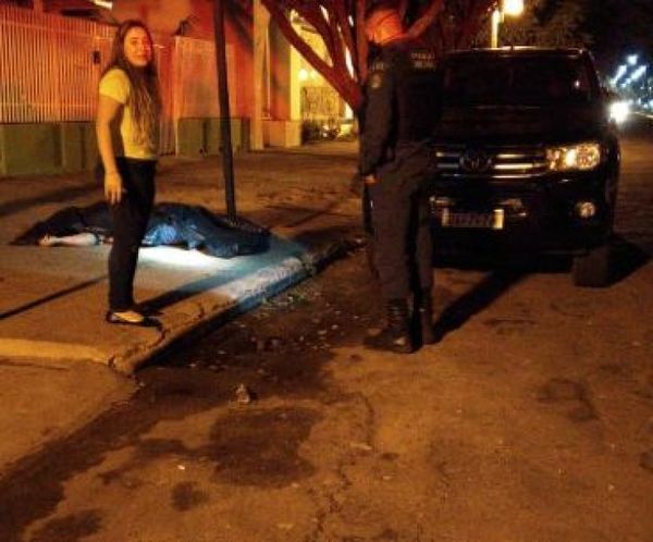 Sicarios fusilan brutalmente a un joven en pleno centro de Ponta Porã