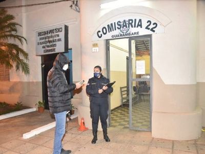 Vecinos lincharon a un hombre que atacó con machete a su esposa