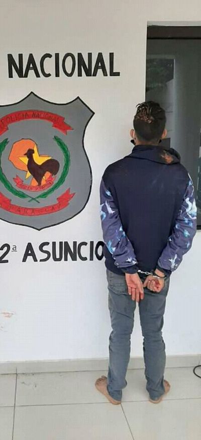Vecinos redujeron a un motochorro en flagrancia - Nacionales - ABC Color