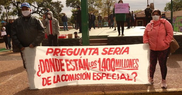 Ciudadanos de Ñemby se movilizan pidiendo la renuncia de Lanzoni