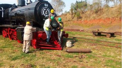 Retoman reuniones para reubicación de familias en zonas del tren