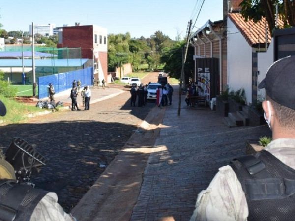 Militar se contagió coronavirus tras hacerle "un favor" a una mujer del albergue