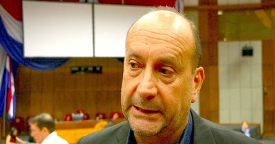 Intensas negociaciones para ubicar a “Cachito” Salomón en la presidencia del Congreso