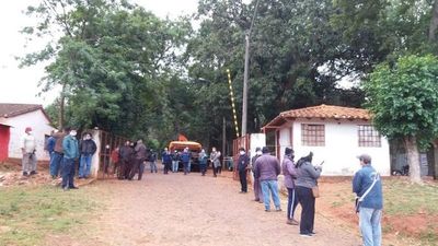 Sindicalistas de la ANDE de Paraguarí reclaman mejora salarial - Nacionales - ABC Color